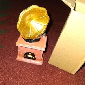 Mini Vintage Record Player